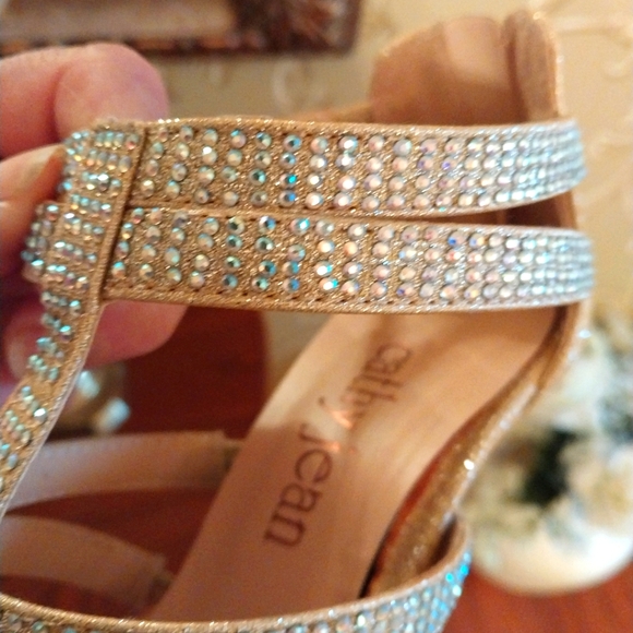 Beautiful Rhinestone Heels - Picture 5 of 8